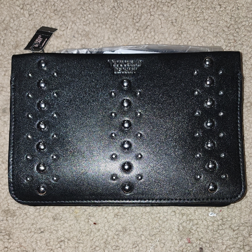 NWT VICTORIA SECRET BLACK STUDDED CROOSBODY/ OR BAG WITH CHAIN
